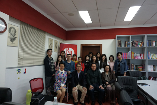 参赞与浪live
师生合影留念